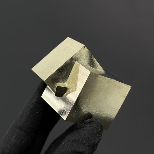 Genuine Intergrown from Mina Ampliación A Victoria, Navajún, Spain.