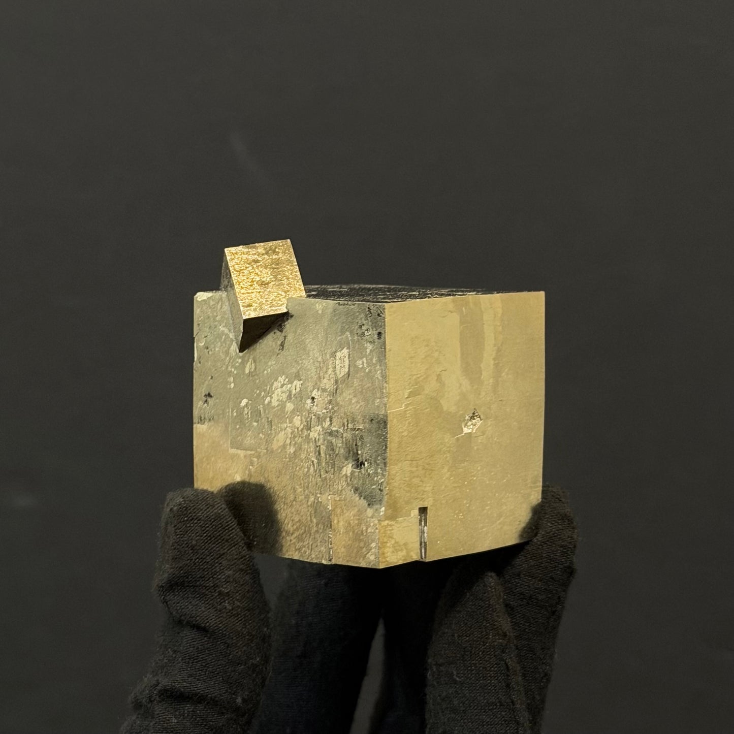 *Intergrown Pyrite Cubes Specimen from Mina Ampliación A Victoria, Navajún, Spain.