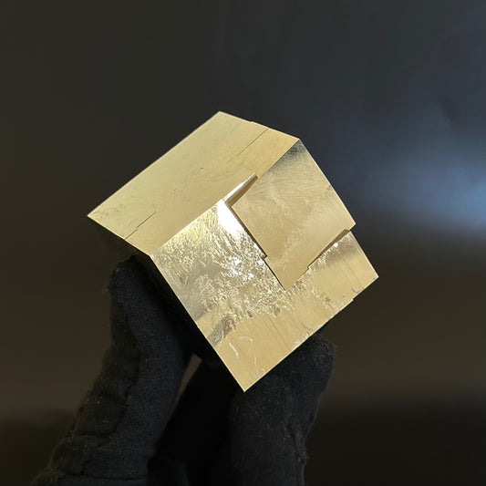 Single Pyrite Cube from Mina Ampliación A Victoria, Navajún, Spain.