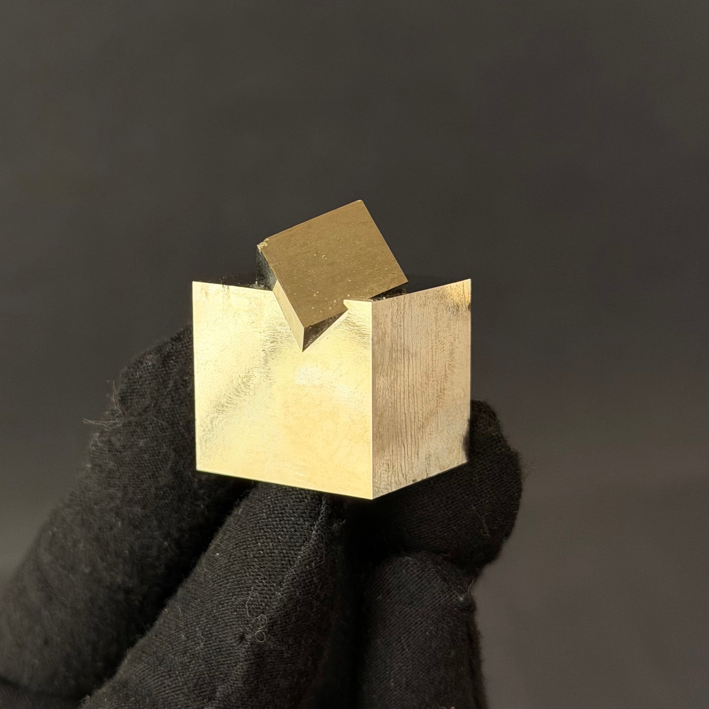 *Perfect Intergrown Pyrite Cubes Specimen from Mina Ampliación A Victoria, Navajún, Spain.