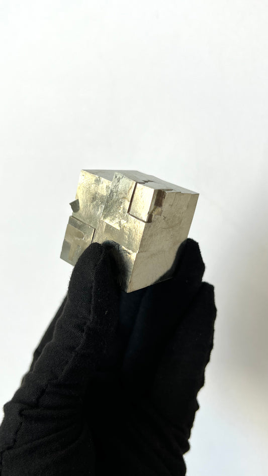 Natural Cube Pyrite from Navajún